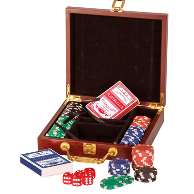 Custom engraved poker sets, corporate gifts from Doug's Engraver's Den Custom engraved poker sets, corporate gifts from Doug's Engraver's Den